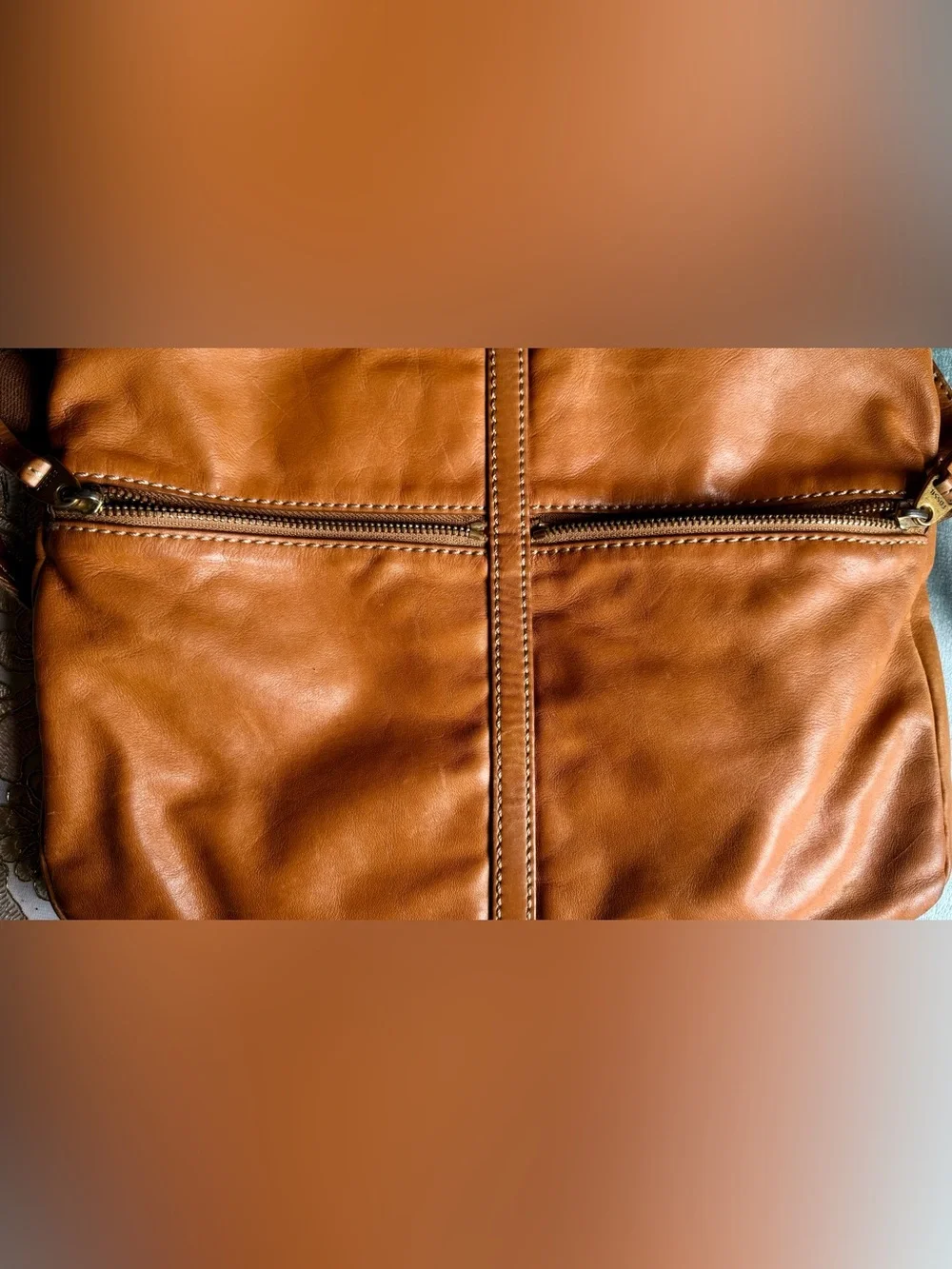 Fossil Erin Fold Over Leather Crossbody Tote Hobo Travel Bag - Picture 5 of 9